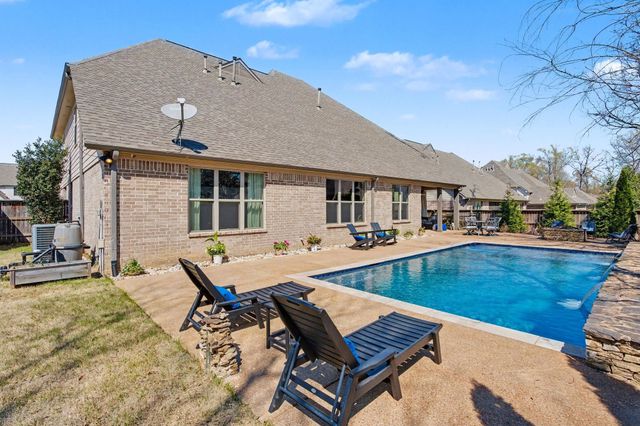 477 FALLEN TIMBERS LN, Collierville, TN 38017