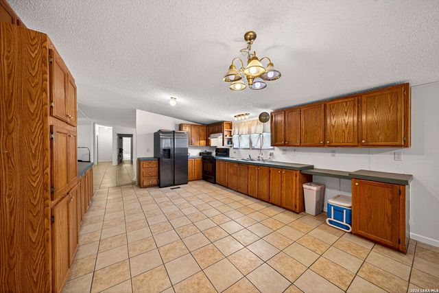 21960 PRIEST RD, Elmendorf, TX 78112