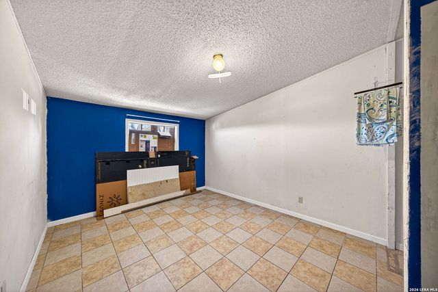 21960 PRIEST RD, Elmendorf, TX 78112