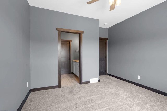 2664 CHAMBERS CROSSING, Green Bay, WI 54313