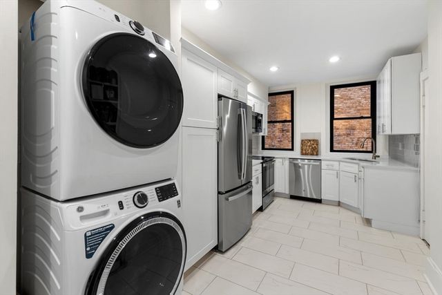 382 Commonwealth Ave Apt 24, Boston, MA 02215