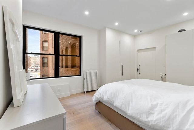 382 Commonwealth Ave Apt 24, Boston, MA 02215