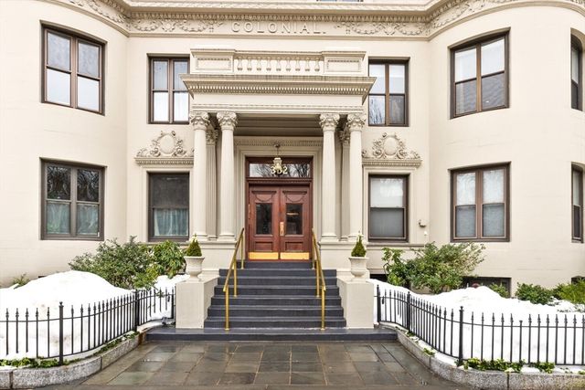 382 Commonwealth Ave Apt 24, Boston, MA 02215