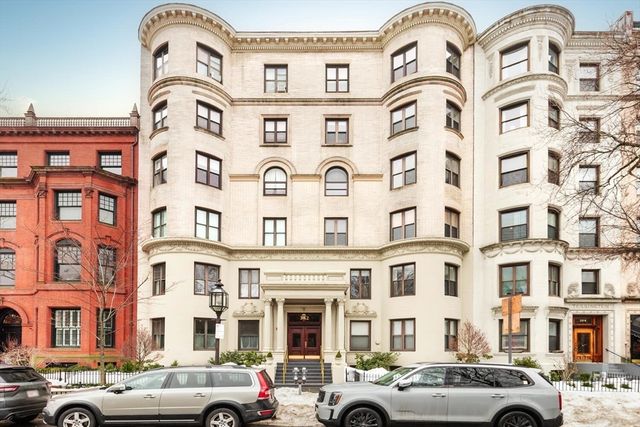 382 Commonwealth Ave Apt 24, Boston, MA 02215
