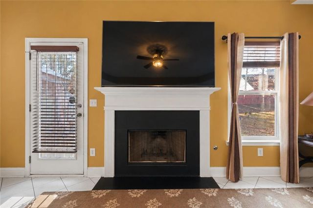 250 WINDSOR Way, Fairburn, GA 30213