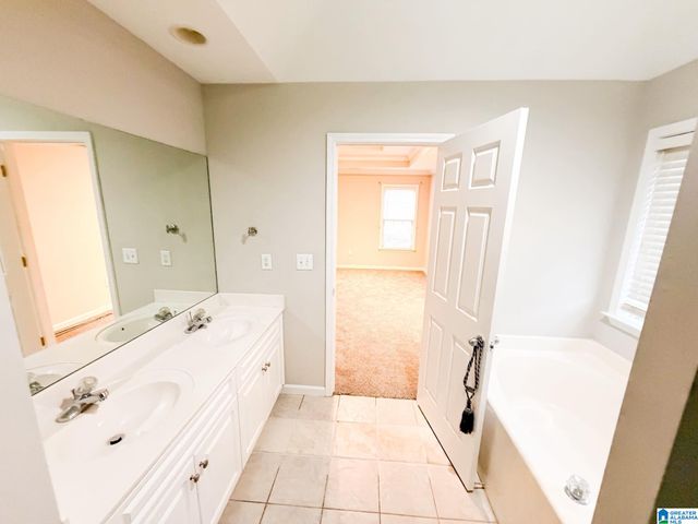 137 HERMITAGE LANE, Calera, AL 35040