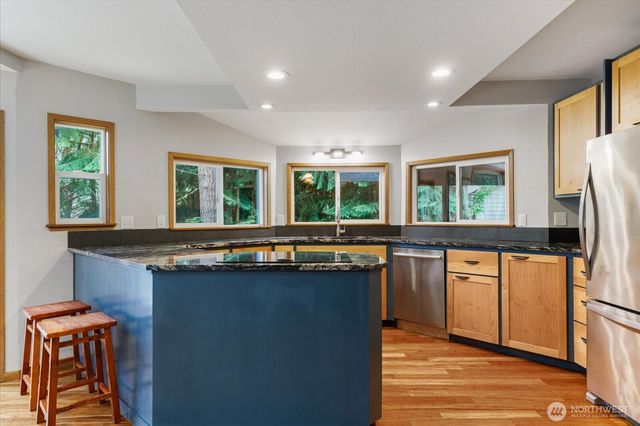 1099 Worthy Place, Greenbank, WA 98253