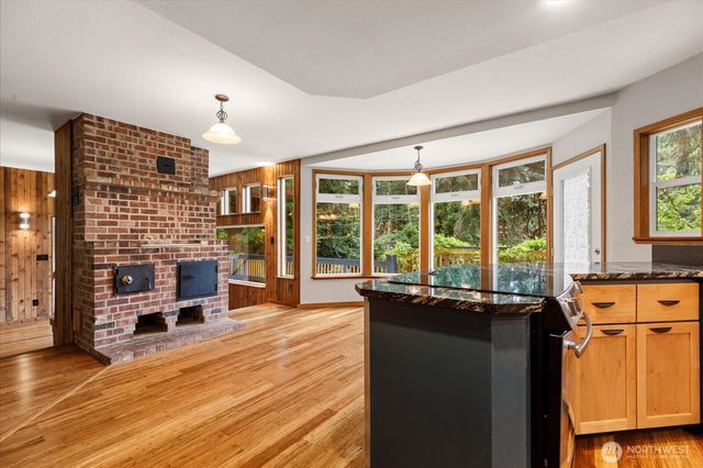 1099 Worthy Place, Greenbank, WA 98253