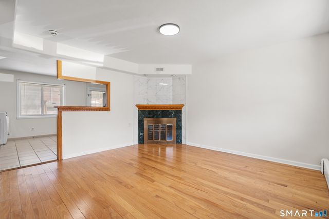 186 Court D Building 60, Bridgeport, CT 06610