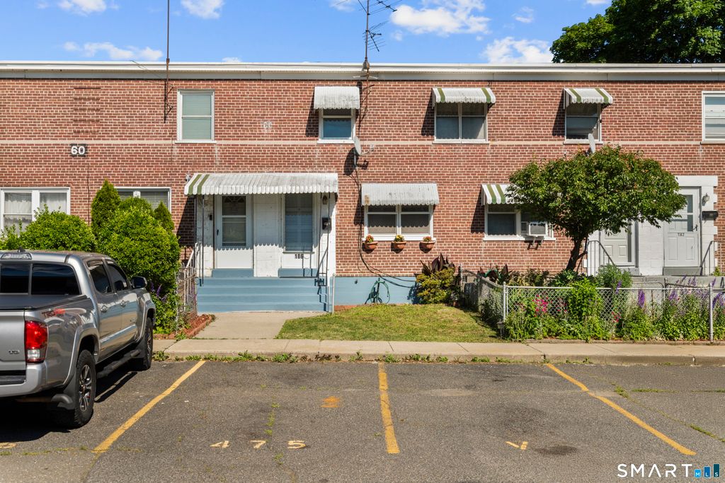 186 Court D Building 60, Bridgeport, CT 06610