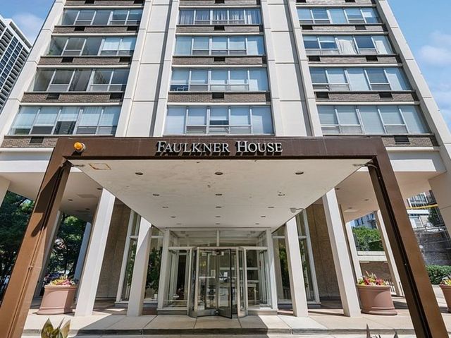 70 W Burton Street 2901, Chicago, IL 60610