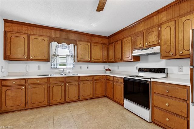 482 Bethany Road, Reidsville, NC 27320