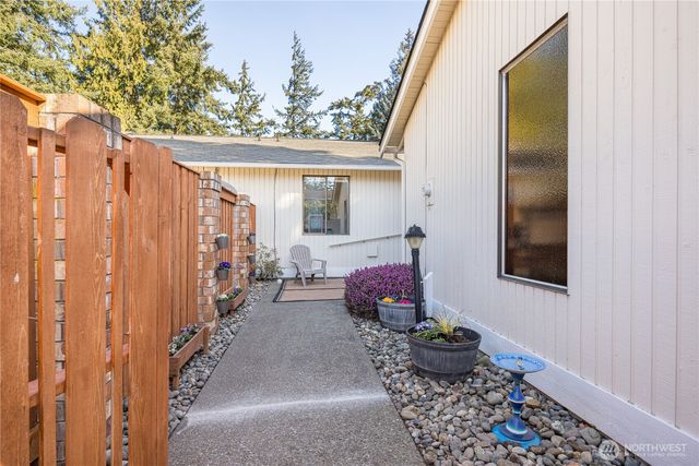 156 C Hilltop Drive, Sequim, WA 98382