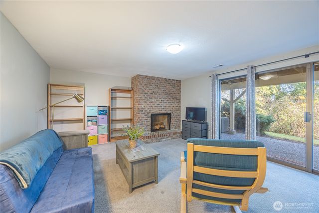 156 C Hilltop Drive, Sequim, WA 98382