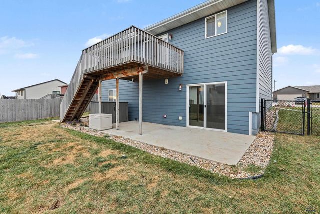 624 BOSWELL BLVD, Box Elder, SD 57719