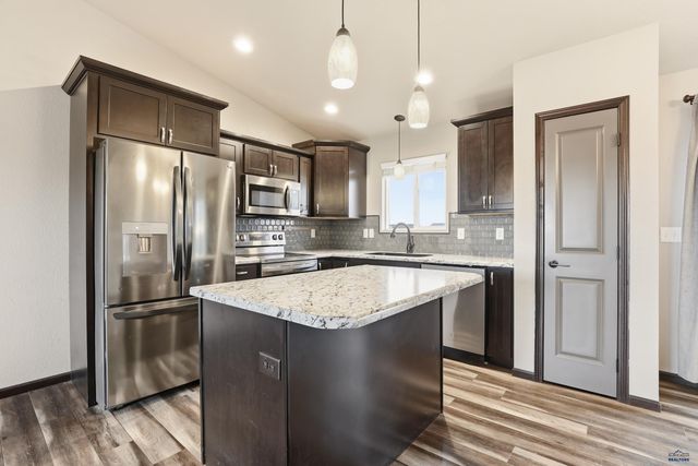 624 BOSWELL BLVD, Box Elder, SD 57719