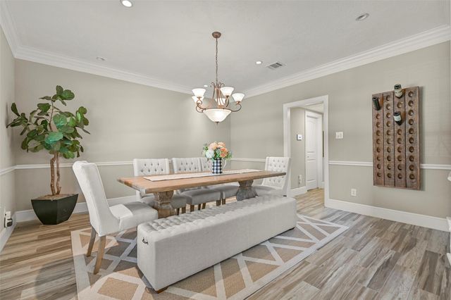 503 Shadywood Drive, Friendswood, TX 77546