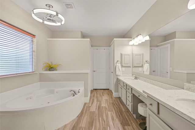 503 Shadywood Drive, Friendswood, TX 77546
