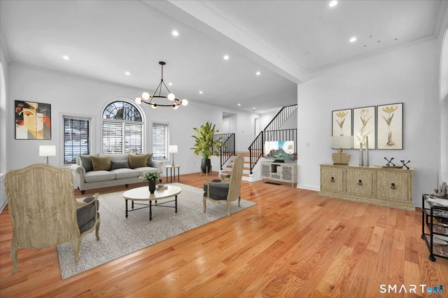 6 West Hill Drive, West Hartford, CT 06119