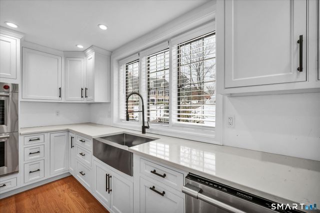 6 West Hill Drive, West Hartford, CT 06119