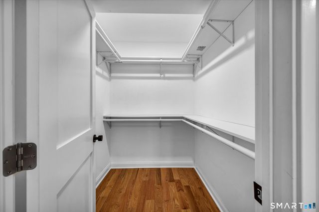 6 West Hill Drive, West Hartford, CT 06119