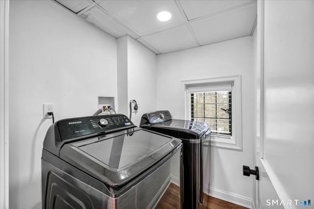 6 West Hill Drive, West Hartford, CT 06119