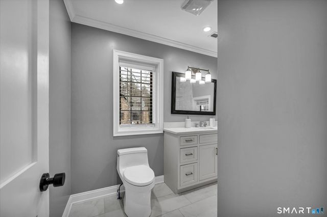 6 West Hill Drive, West Hartford, CT 06119