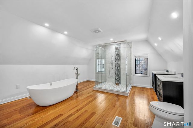 6 West Hill Drive, West Hartford, CT 06119