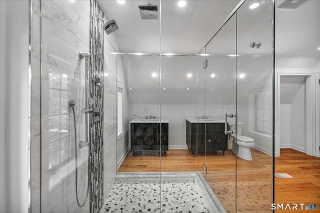 6 West Hill Drive, West Hartford, CT 06119