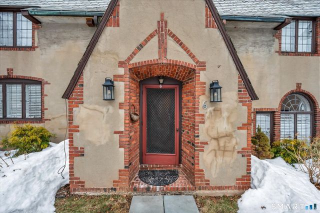 6 West Hill Drive, West Hartford, CT 06119