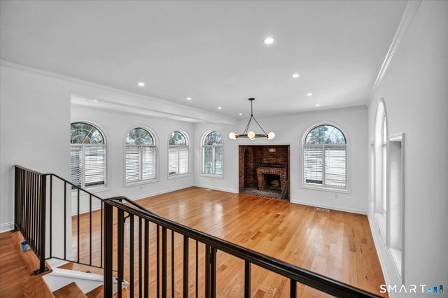 6 West Hill Drive, West Hartford, CT 06119