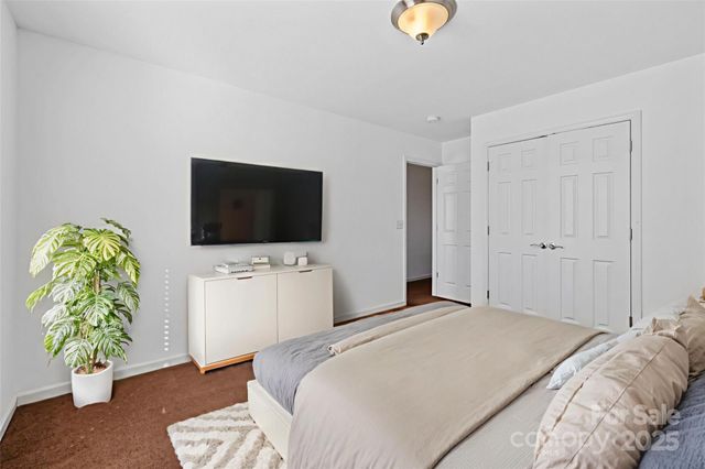 284 Mud Creek Road, Fletcher, NC 28732