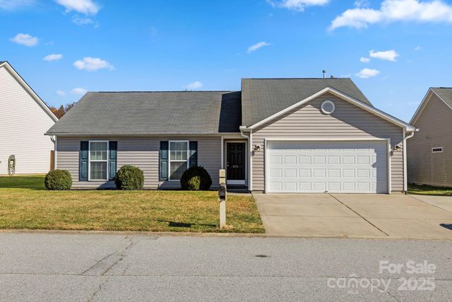 284 Mud Creek Road, Fletcher, NC 28732