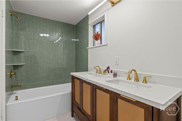 821 W 42nd Street, Savannah, GA 31415