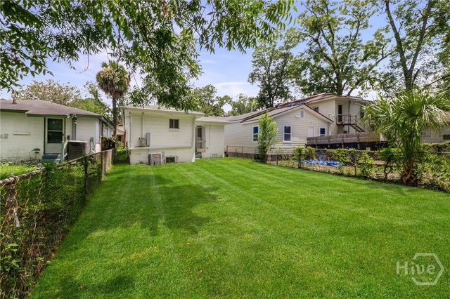 821 W 42nd Street, Savannah, GA 31415