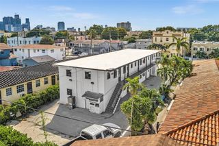 1027 SW 3rd St, Miami, FL 33130
