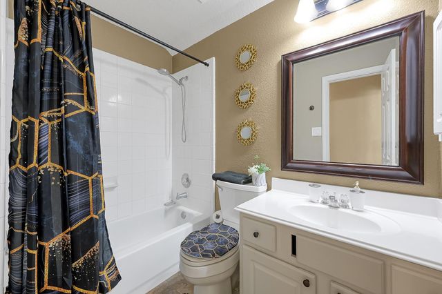 180 Park Way, Conroe, TX 77356