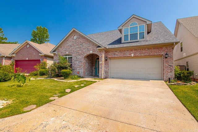 27 Courtside Pl, Little Rock, AR 72210