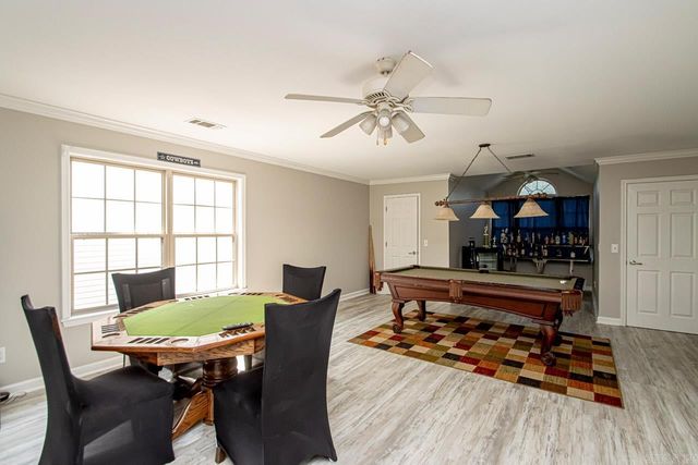 27 Courtside Pl, Little Rock, AR 72210