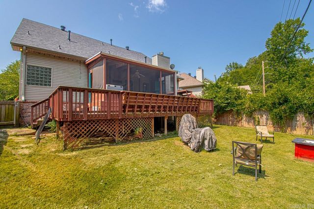 27 Courtside Pl, Little Rock, AR 72210