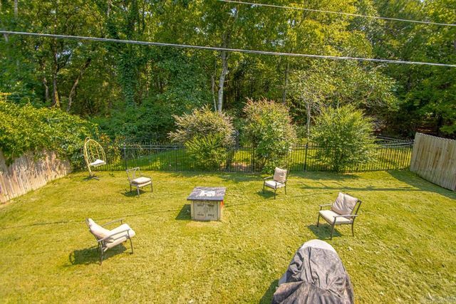 27 Courtside Pl, Little Rock, AR 72210