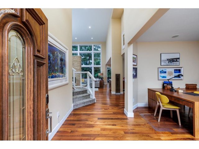 2337 TAYLOR Dr, West Linn, OR 97068