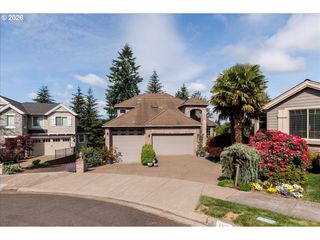 2337 TAYLOR Dr, West Linn, OR 97068