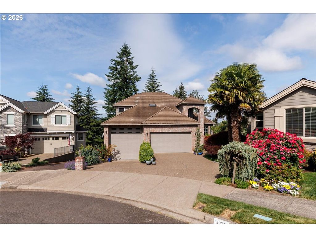 2337 TAYLOR Dr, West Linn, OR 97068