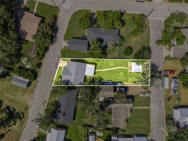 415 N Baron Street, Bellville, TX 77418