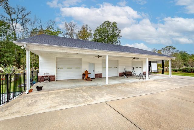 1195 Pickhorne Road, Cabot, AR 72023