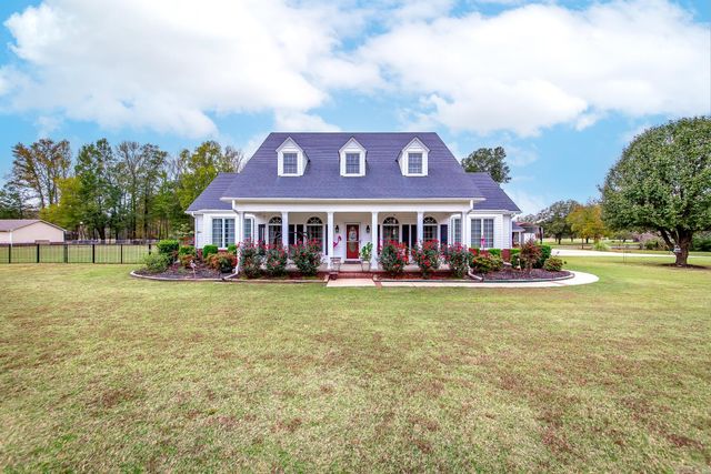 1195 Pickhorne Road, Cabot, AR 72023