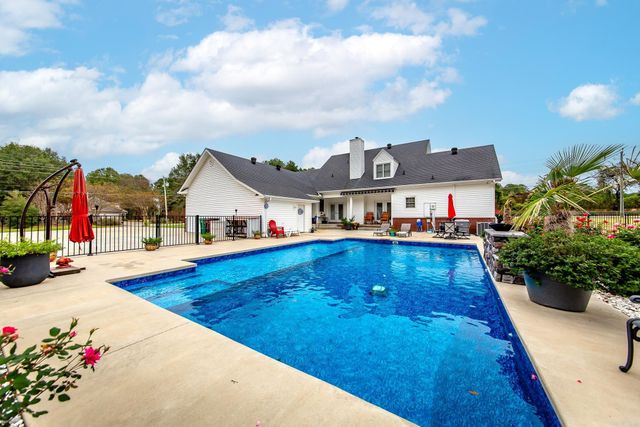 1195 Pickhorne Road, Cabot, AR 72023