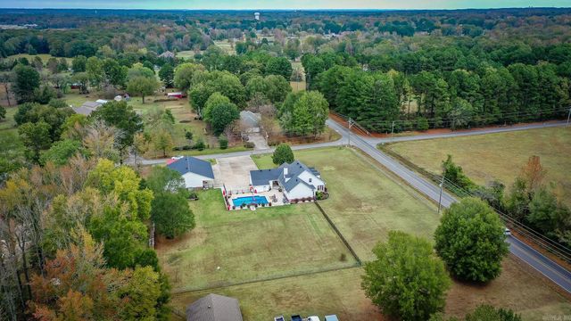1195 Pickhorne Road, Cabot, AR 72023