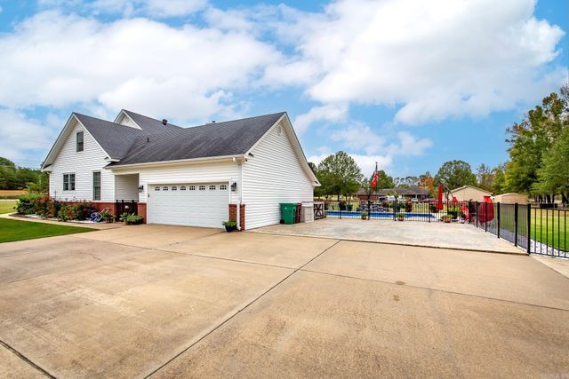 1195 Pickhorne Road, Cabot, AR 72023